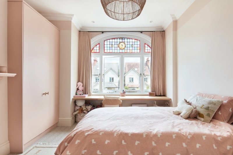 4 bedroom property for sale in Glebe Road, Barnes, London, SW13 (Ref BAR230029) £4,000,000