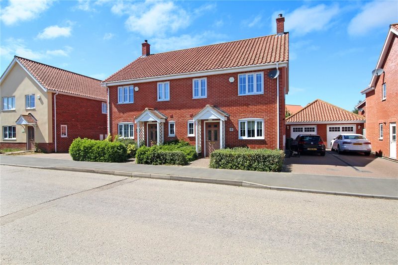 Mentmore Way, Poringland, Norwich, Norfolk, NR14