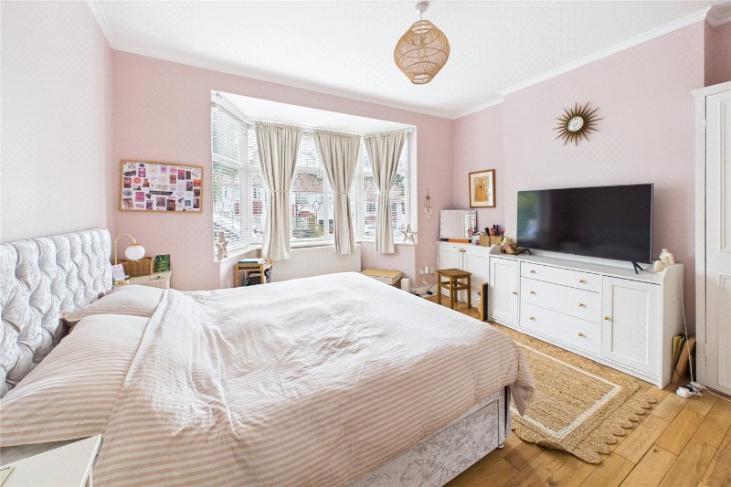 Norbury Hill, London, SW16