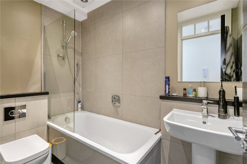 Princess Crescent, London, N4