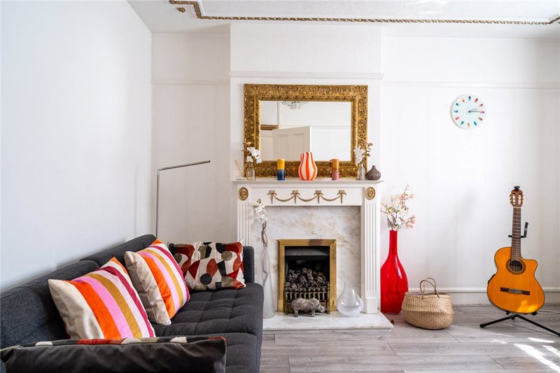 Cricklade Avenue, London, SW2