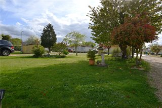 Bearwood Park, Bearwood Path, Winnersh, Wokingham, RG41
