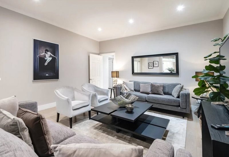 Fitzjohns Avenue, Hampstead, London, NW3