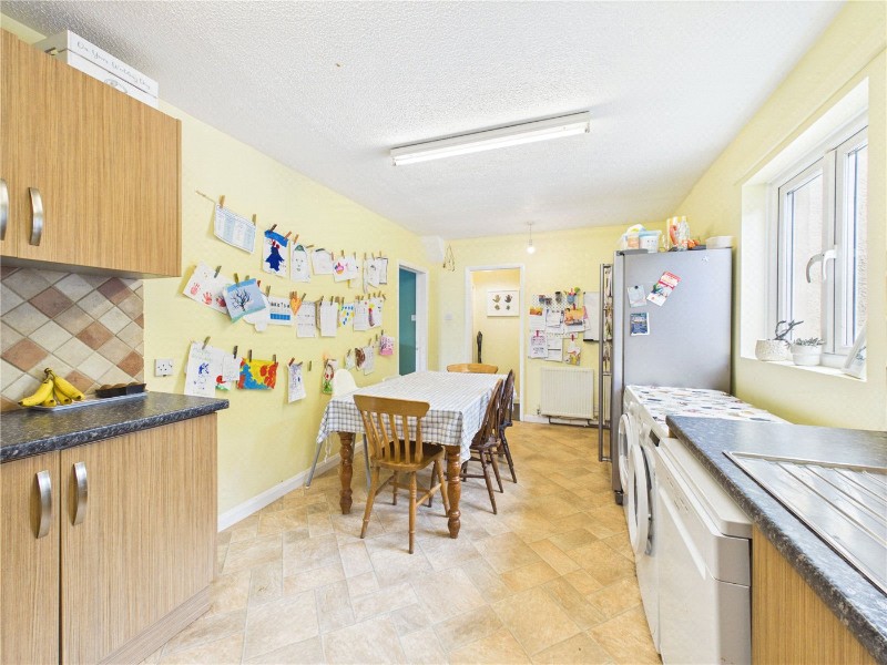 Snows Estate, Sandford, Crediton, Devon, EX17
