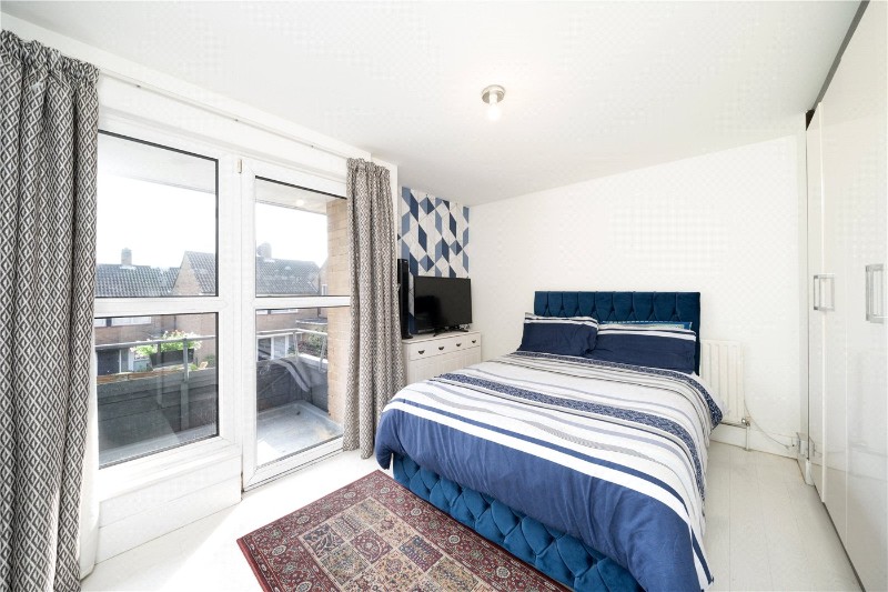 Littlecote Close, London, SW19