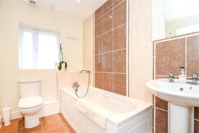 Harding Place, Wokingham, Berkshire, RG40