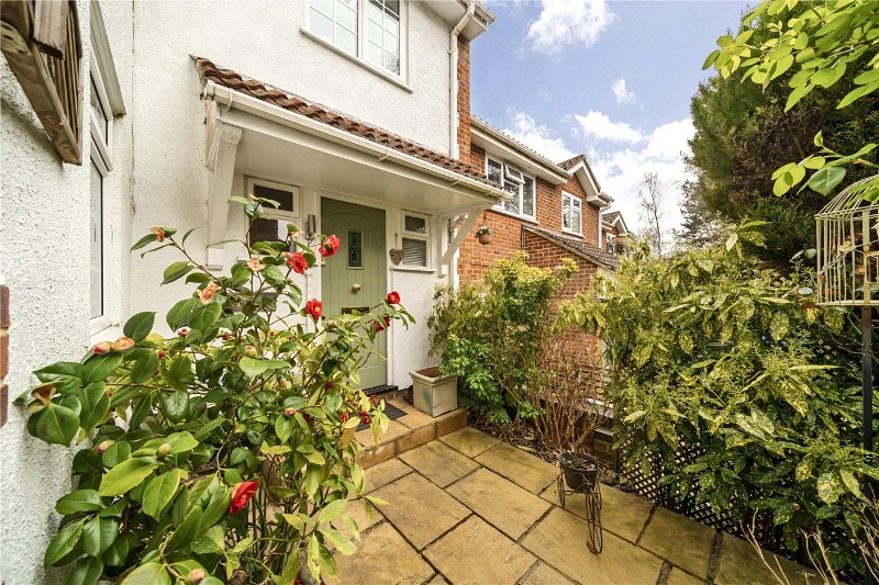 Arthur Close, Bagshot, GU19
