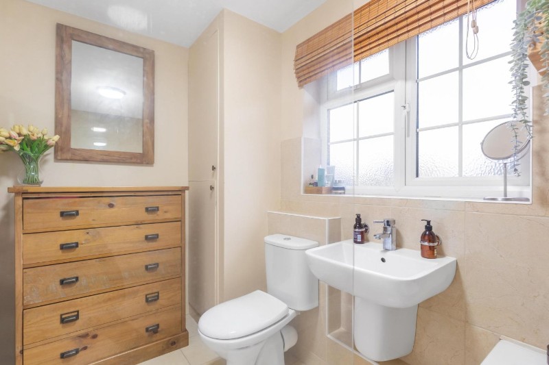 Mayford Close, Beckenham, BR3