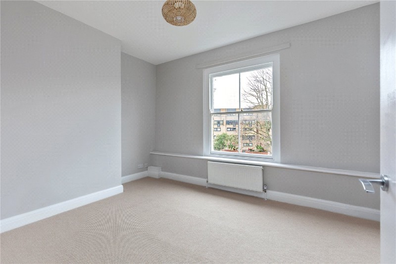 Queens Drive, London, N4