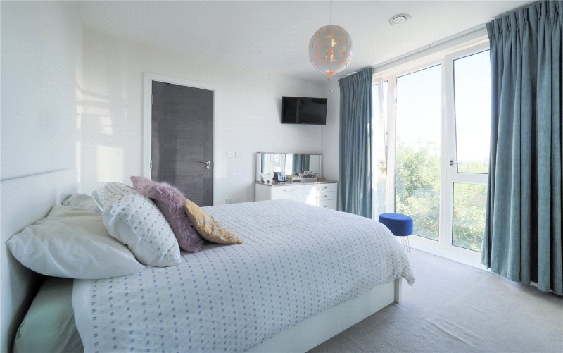 Leighfield Court, Colonnade Gardens, London, W3