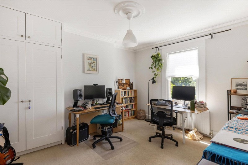 Becondale Road, London, SE19