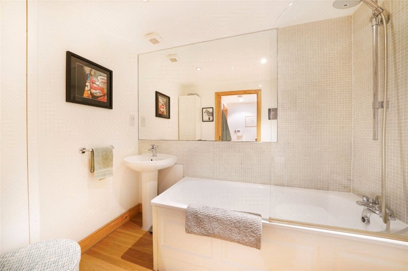 Hilldrop Lane, London, N7