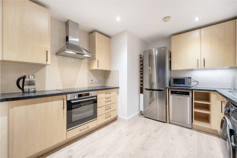 Candle Street, London, E1