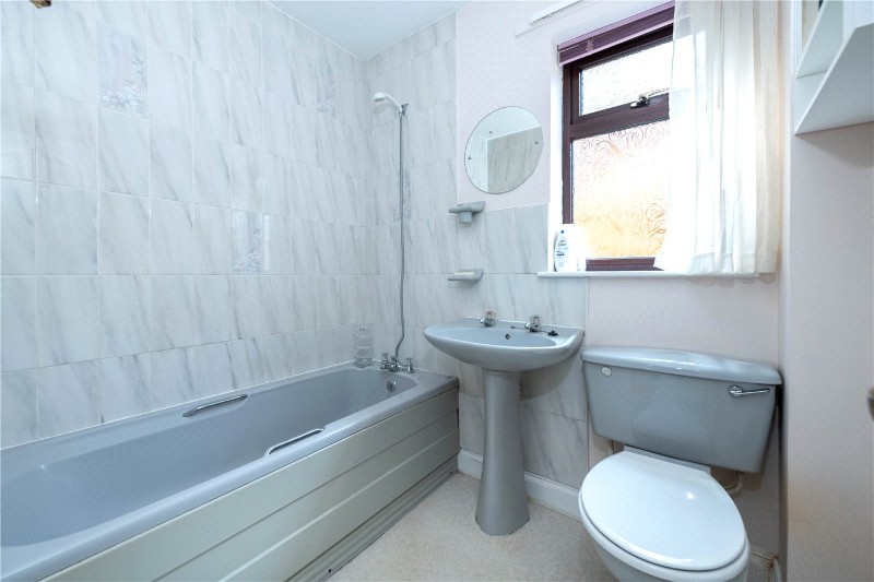 Dorchester Avenue, Bourne, PE10