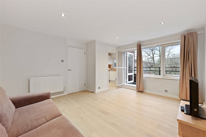 Ollgar Close, London, W12