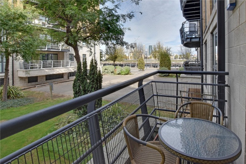 Stretton Mansions, Glaisher Street, Deptford, London, SE8