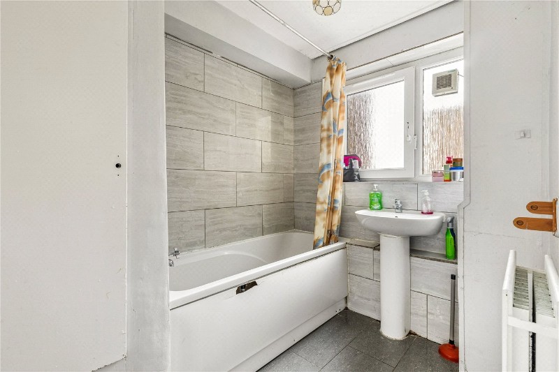 Queens Drive, London, N4
