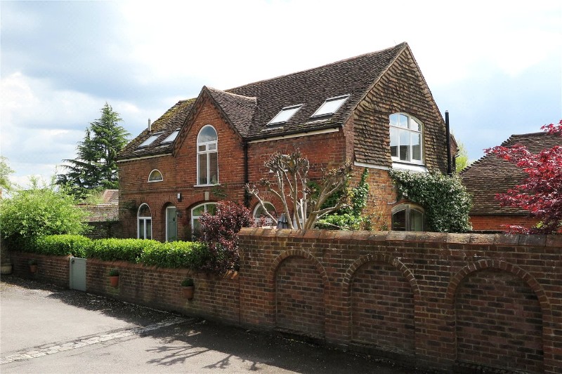 West Street, Farnham, Surrey, GU9