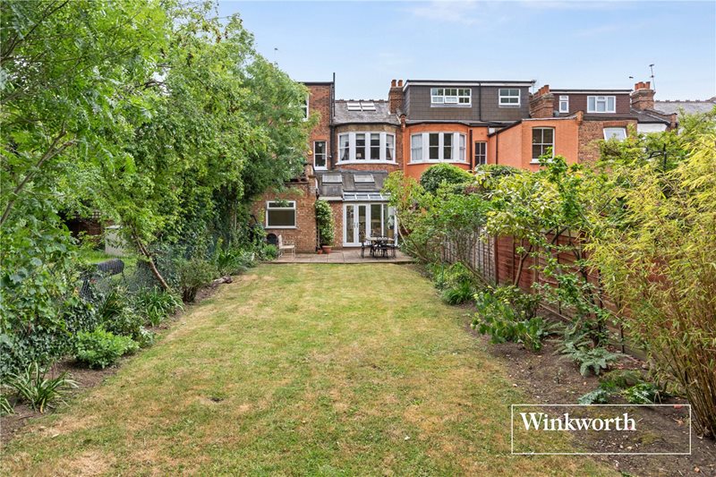 Dukes Avenue, Finchley, London, N3