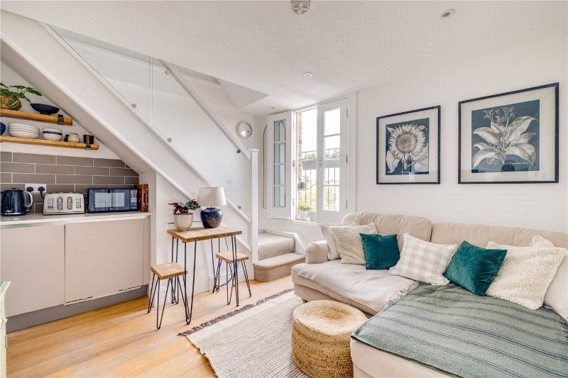 Parsons Green Lane, London, SW6
