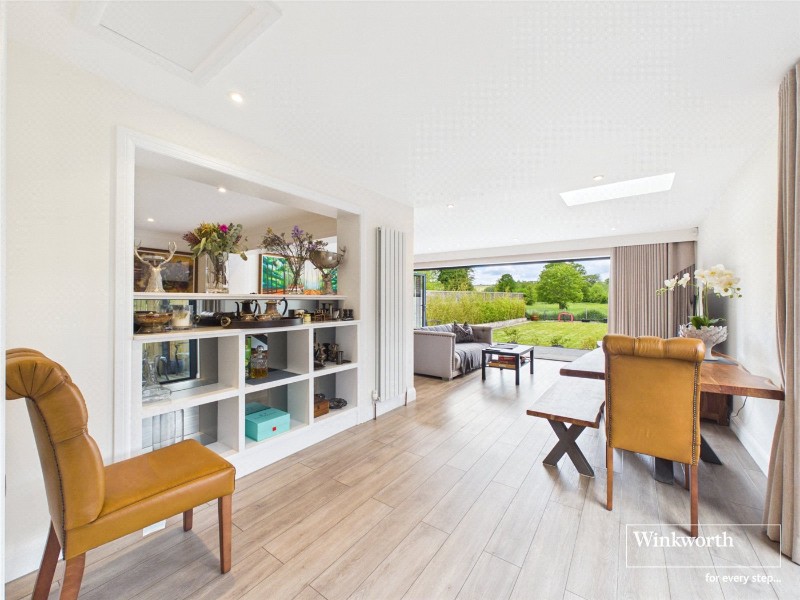 Wintringham Way, Purley on Thames, Reading, Berkshire, RG8