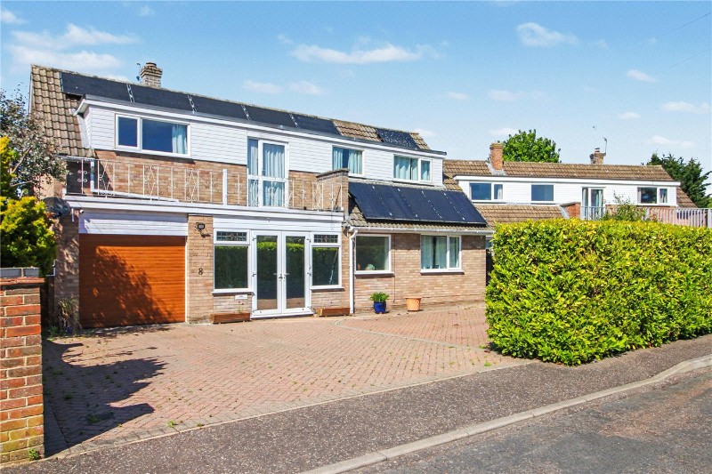 Cromes Oak Close, Poringland, Norwich, Norfolk, NR14