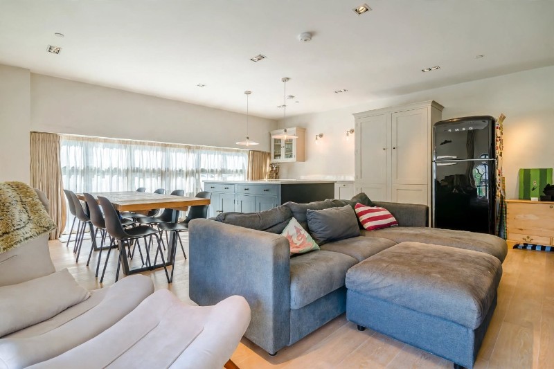 Beehive Yard, Bath, Somerset, BA1