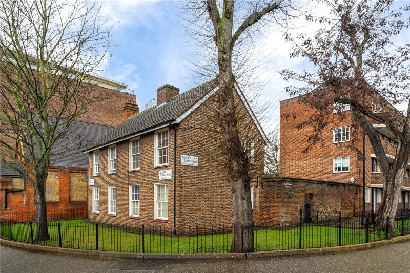 Queens Terrace, St John's Wood, London, NW8