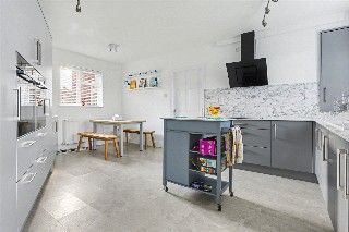 Anne Close, Thorpe St Andrew, Norwich, Norfolk, NR7