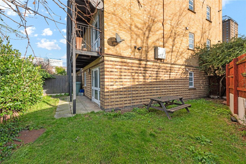 Hainton Close, London, E1