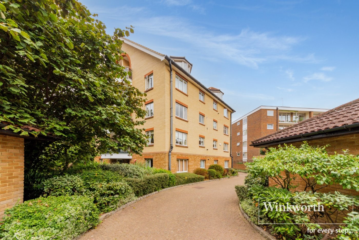 2 bedroom property for sale in Kelsey Gate, 27 Court Downs Road