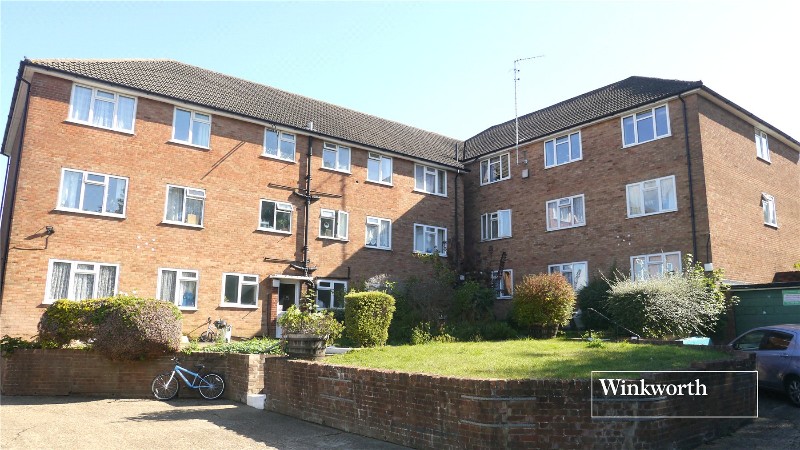 South Mount, High Road, Whetstone, London, N20