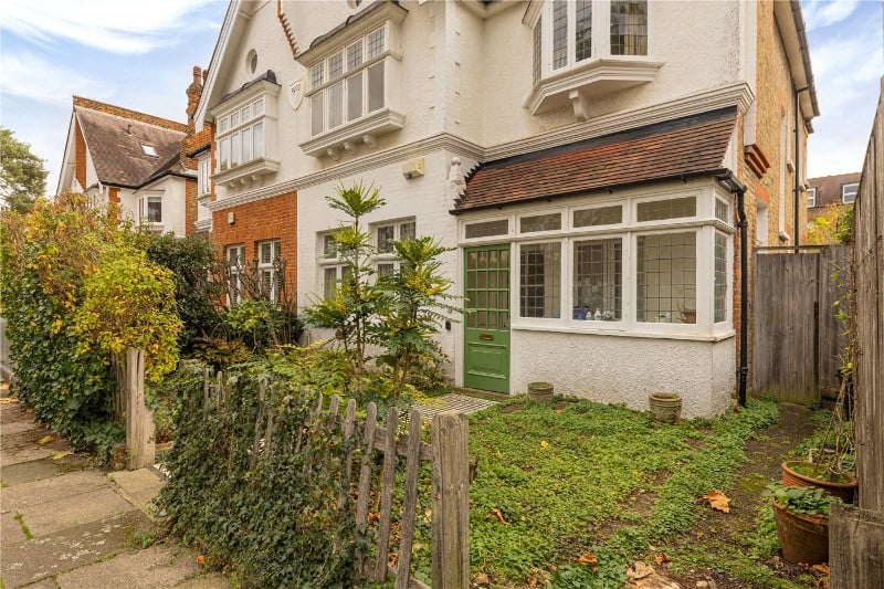 Montolieu Gardens, London, SW15