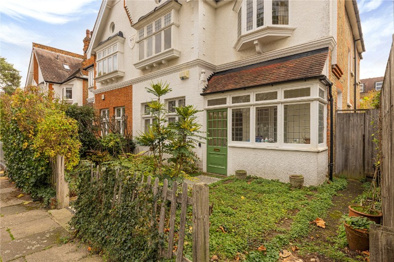 Montolieu Gardens, London, SW15