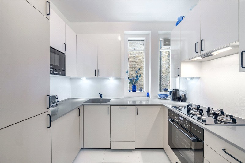 Maida Avenue, London, W2