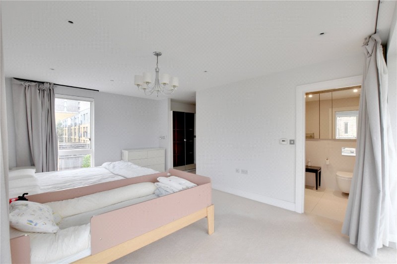 Handley Drive, Blackheath, London, SE3