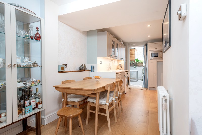 Chesterton Road, London, W10