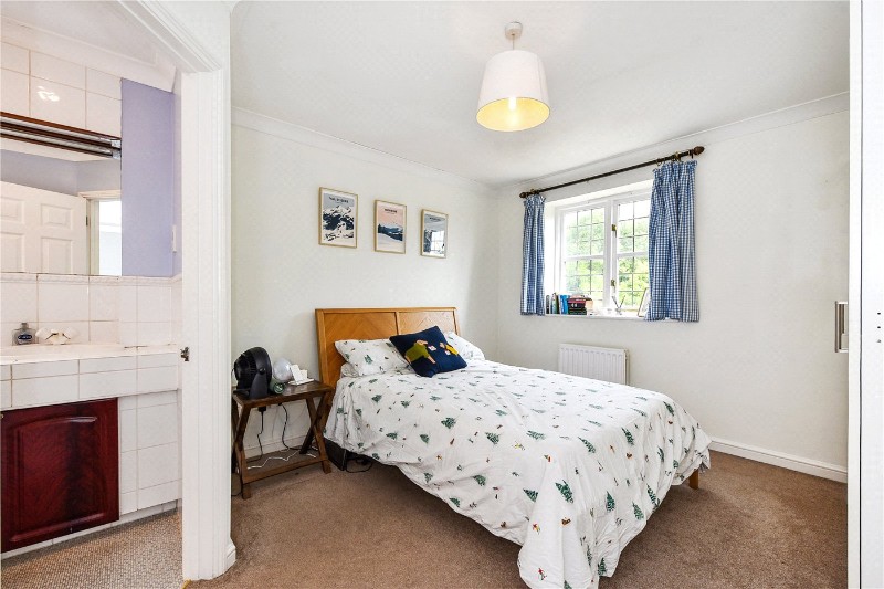 Nightingale Close, Winchester, Hampshire, SO22