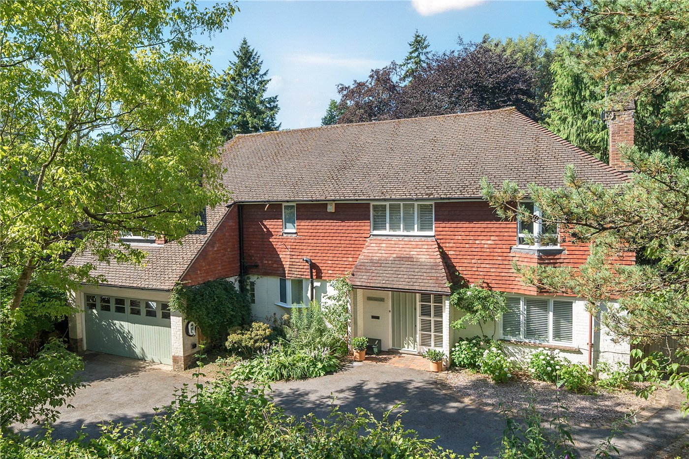 Tilford Road, Farnham, Surrey, GU9