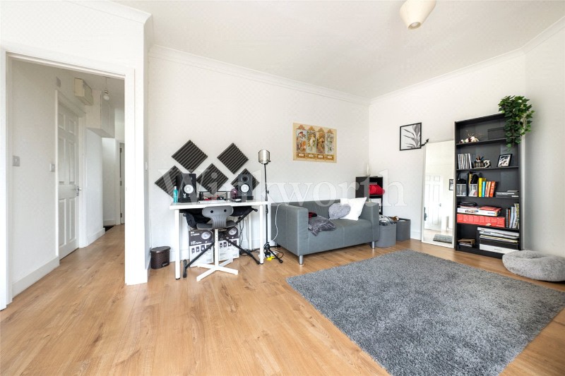 Finchley Road, London, NW11