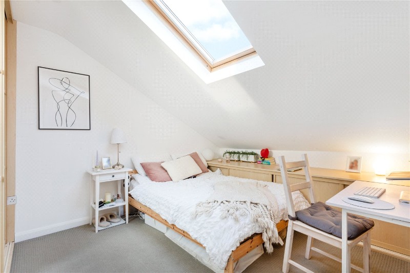 Dafforne Road, London, SW17