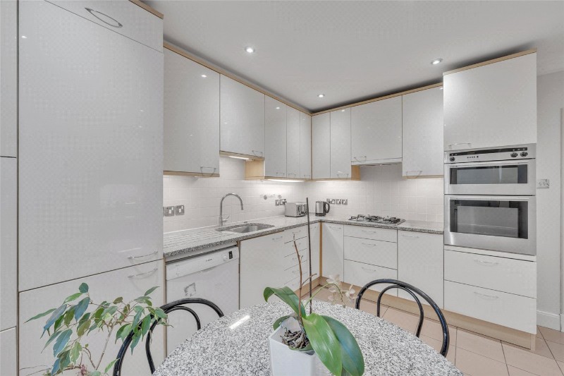 St James Close, St John&#39;s Wood, London, NW8