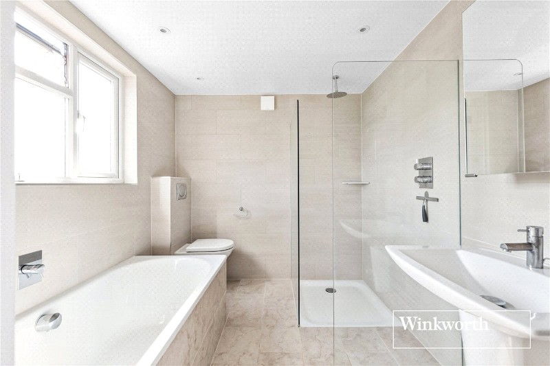 Etchingham Park Road, Finchley, London, N3