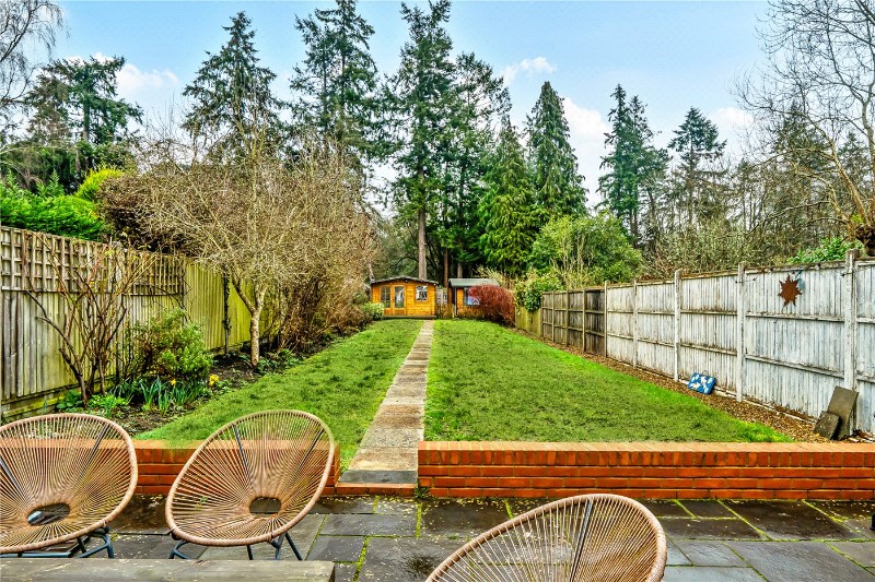 Hamlash Lane, Frensham, Farnham, Surrey, GU10