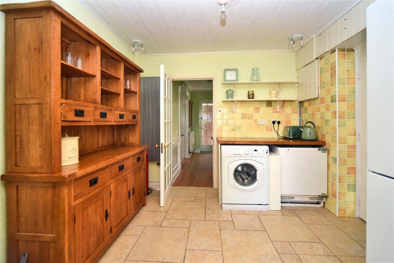 North View Crescent, Epsom, Surrey, KT18