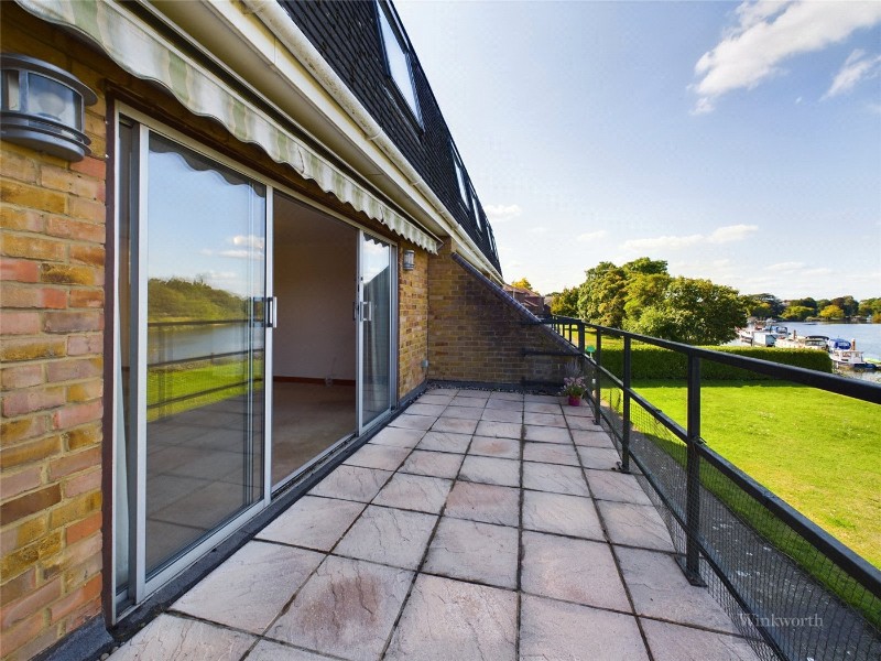 Ditton Reach, Thames Ditton, Surrey, KT7