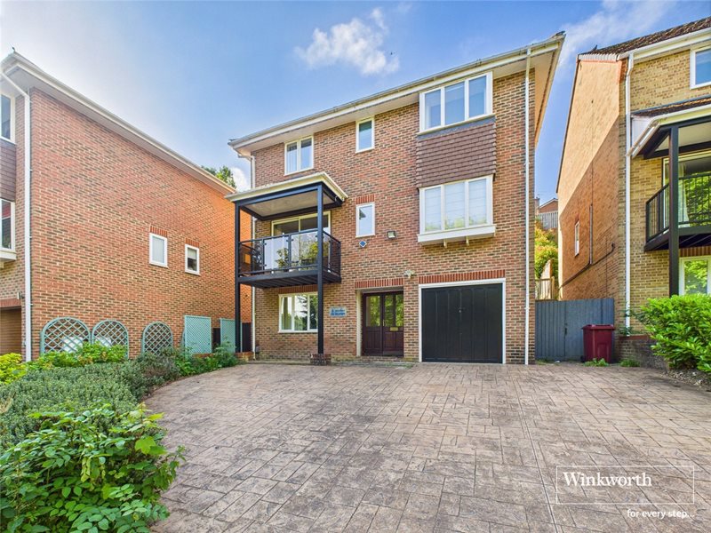 Glenrhondda, Emmer Green, Reading, Berkshire, RG4