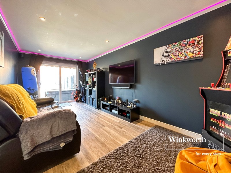 Horseshoe Crescent, Ferndown, Dorset, BH22