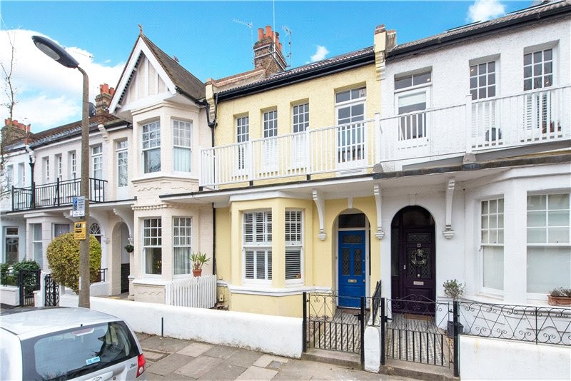 Thornton Road, London, SW14
