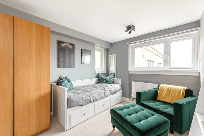 Brownswood Road, London, N4